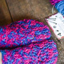 Load image into Gallery viewer, Silk Mer- Slippers Crochet Pattern