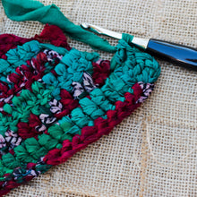 Load image into Gallery viewer, Vibrant Crochet Chiffon Clutch Pattern
