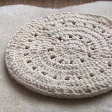 Load image into Gallery viewer, Sand Dollar Cushion Crochet Kit
