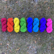 Load image into Gallery viewer, Mexicali Dreams Super Bulky Yarn Bundle
